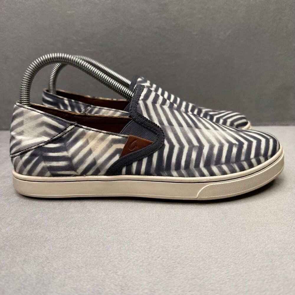OluKai Pehuea Pa'i Womens Size‎ 8.5 Shoes Lava Rock Comfort Casual Low Top